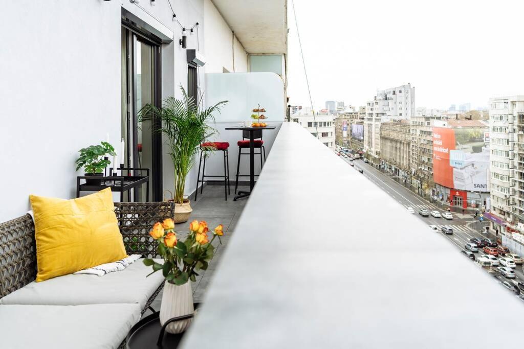Amazing City View - Terrace+Netflix - City Center Bucarest Exterior foto